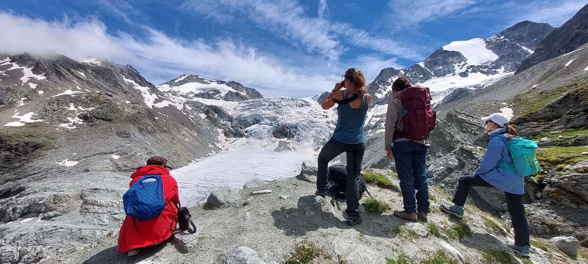 Observation aux jumelles