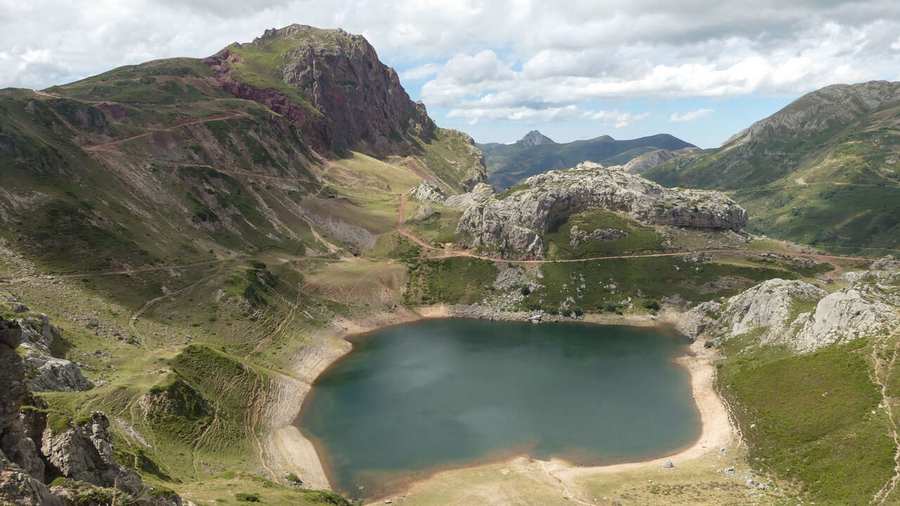 Lac de montagne