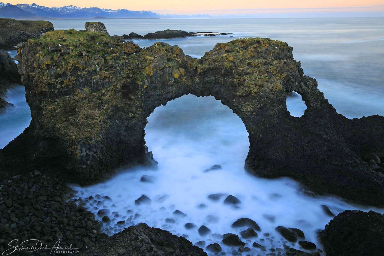 Paysage de falaise d'Islande